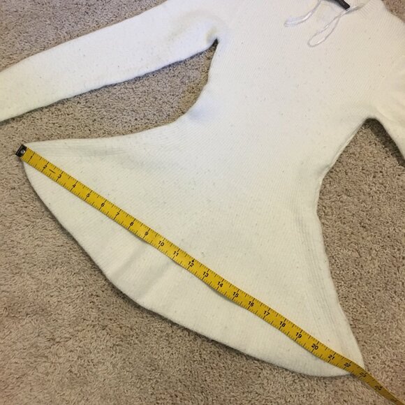 Vintage Y2K Off White Knit Peplum Style Sweater - Picture 8 of 10